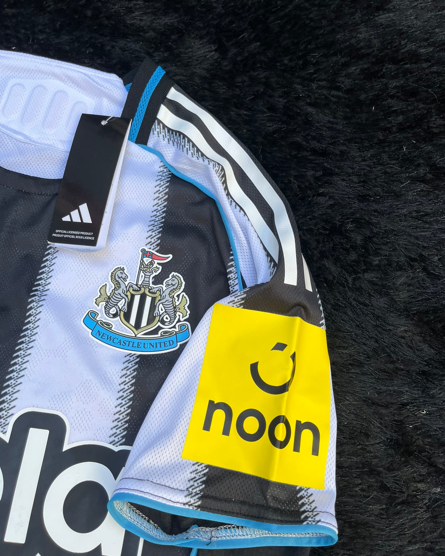 NEWCASTLE HOME KIT 25/26 UCL VERSION