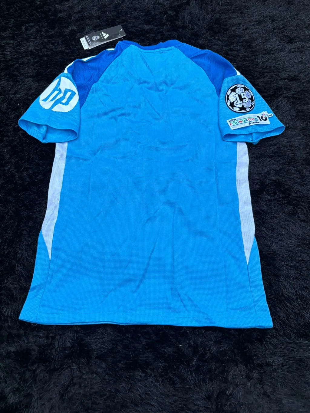 REAL MADRID GOALKEPPER BLUE KIT 25/26 UCL VERSION