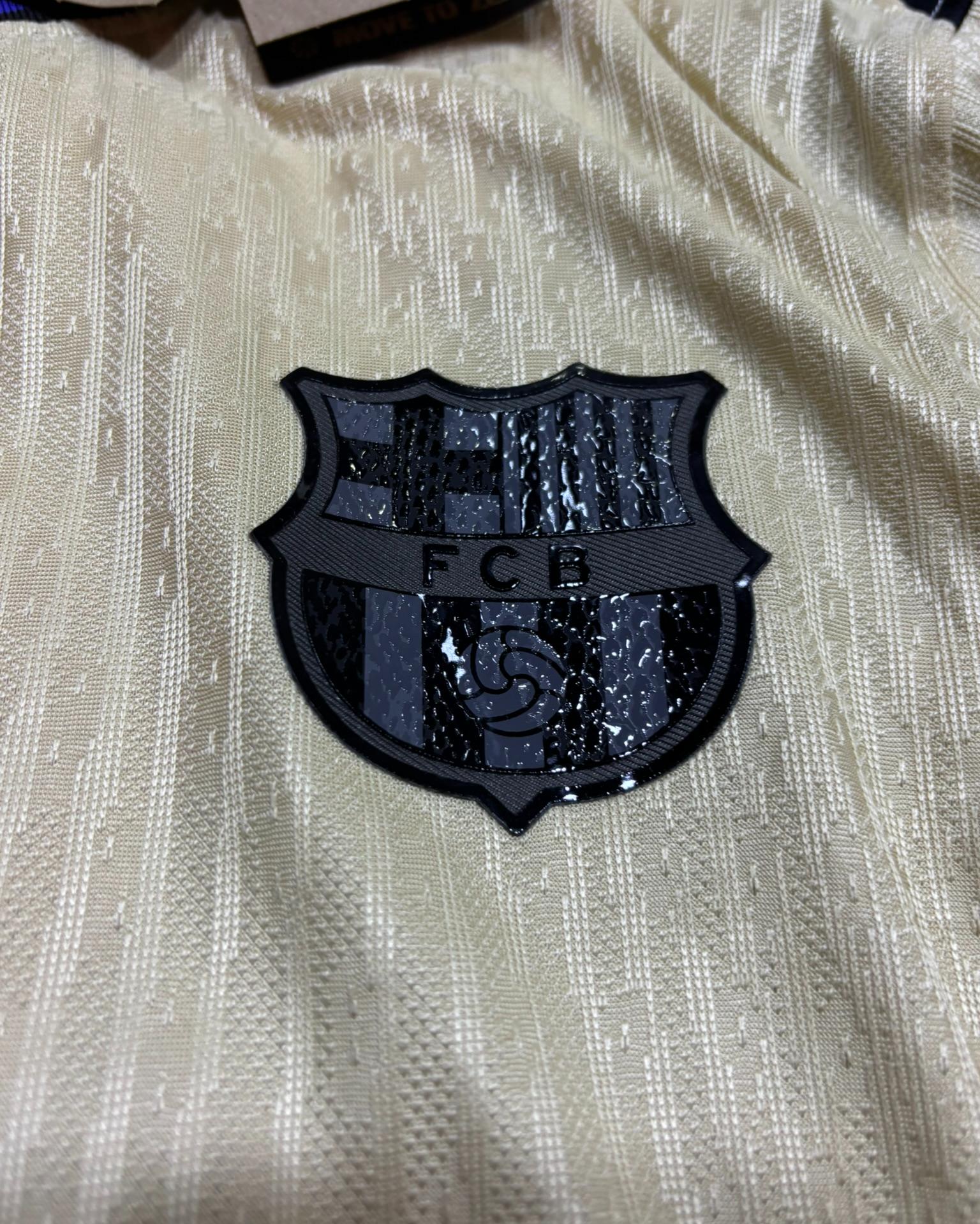 BARCELONA LONGSLEEVE AWAY KIT 25/26