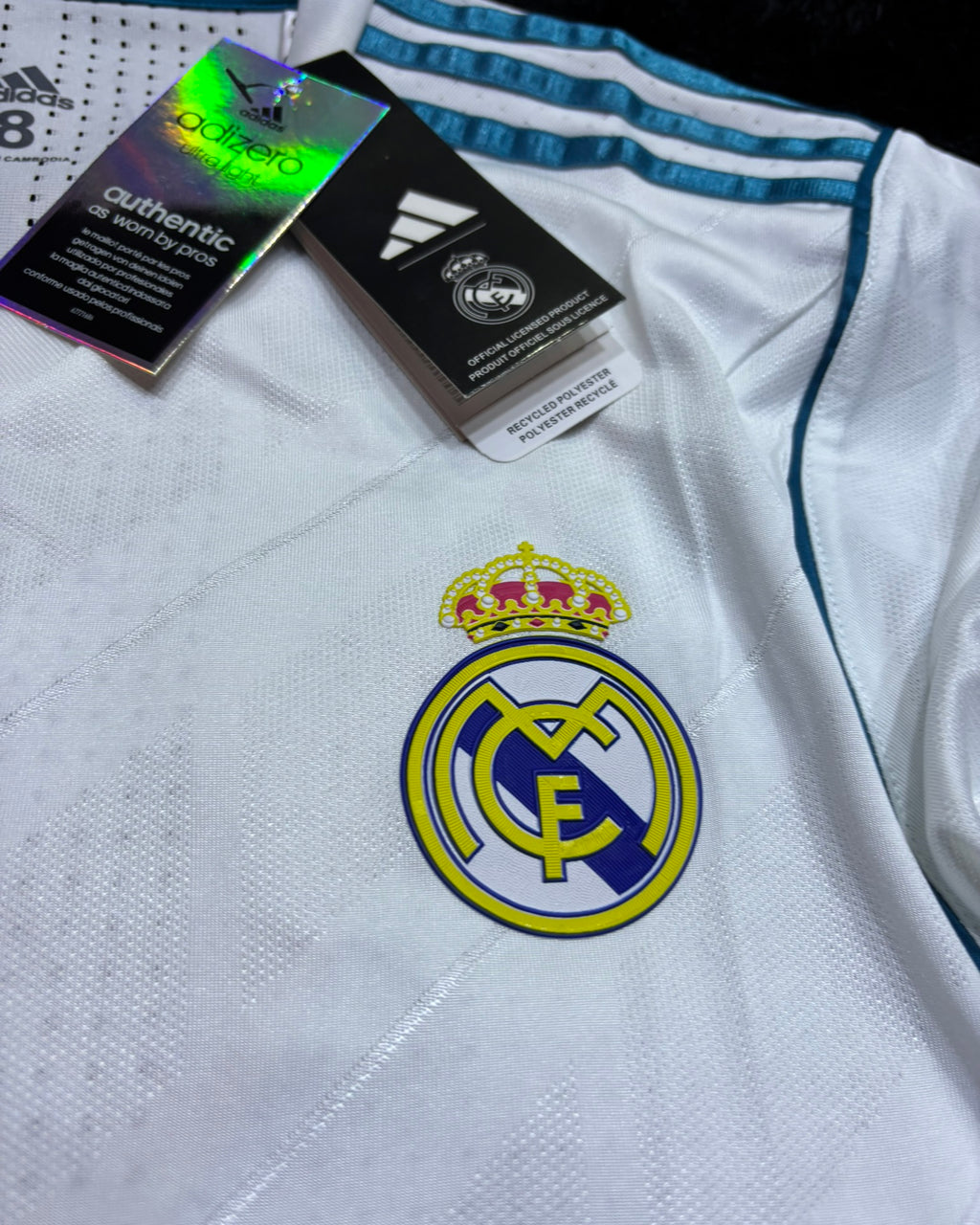REAL MADRID LONGSLEEVE RETRO HOME KIT 17/18 UCL VERSION