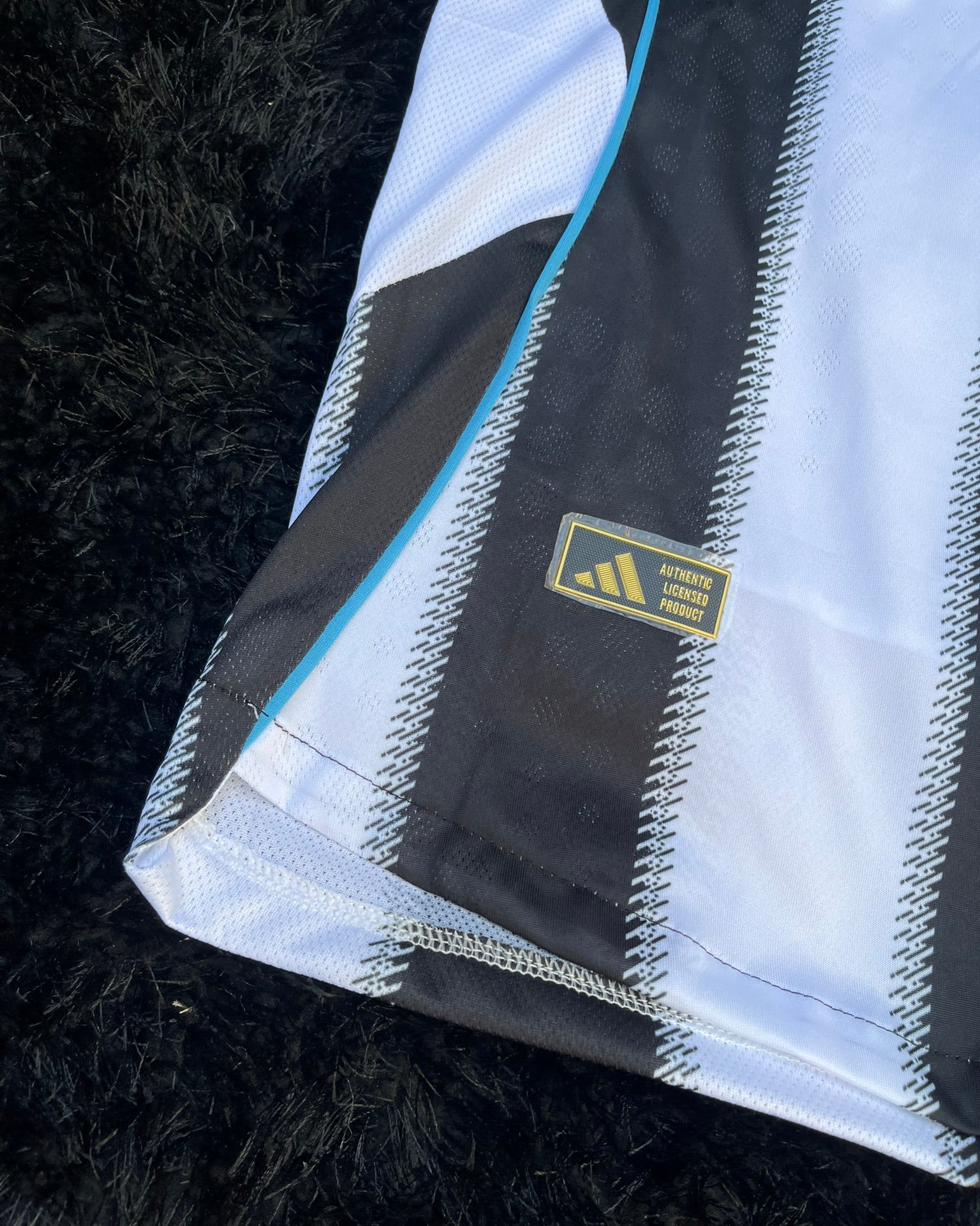 NEWCASTLE HOME KIT 25/26 UCL VERSION