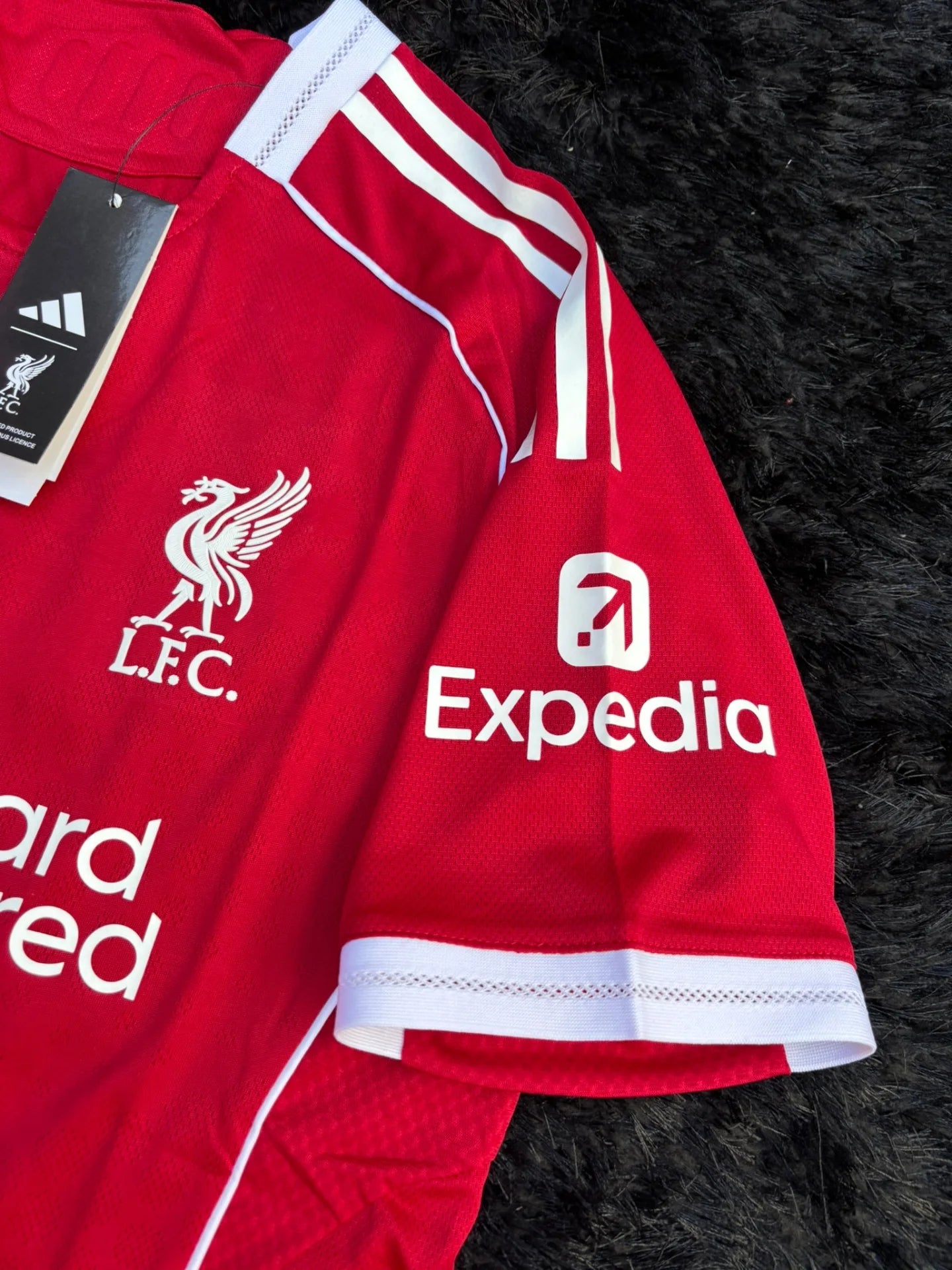 LIVERPOOL HOME KIT 25/26 UCL VERSION