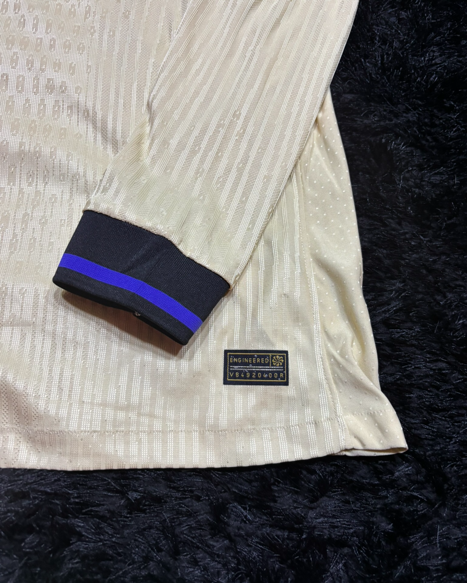 BARCELONA LONGSLEEVE AWAY KIT 25/26