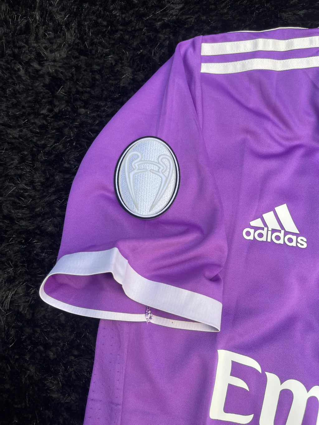 REAL MADRID AWAY RETRO KIT 16/17 UCL VERSION