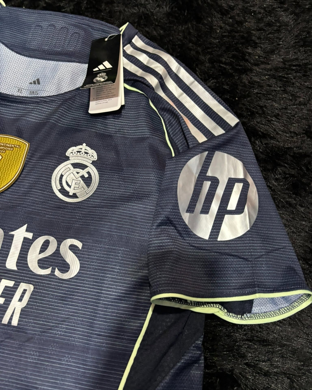 FULL KIT OF REAL MADIRD AWAY CHAMPIONS LEAGUE VERSION