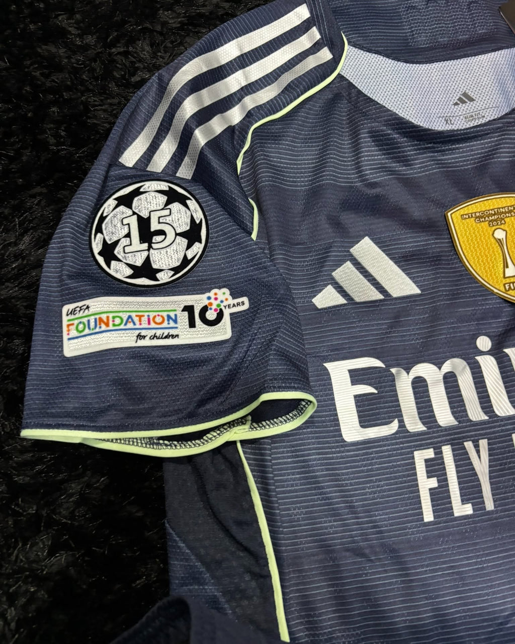 FULL KIT OF REAL MADIRD AWAY CHAMPIONS LEAGUE VERSION