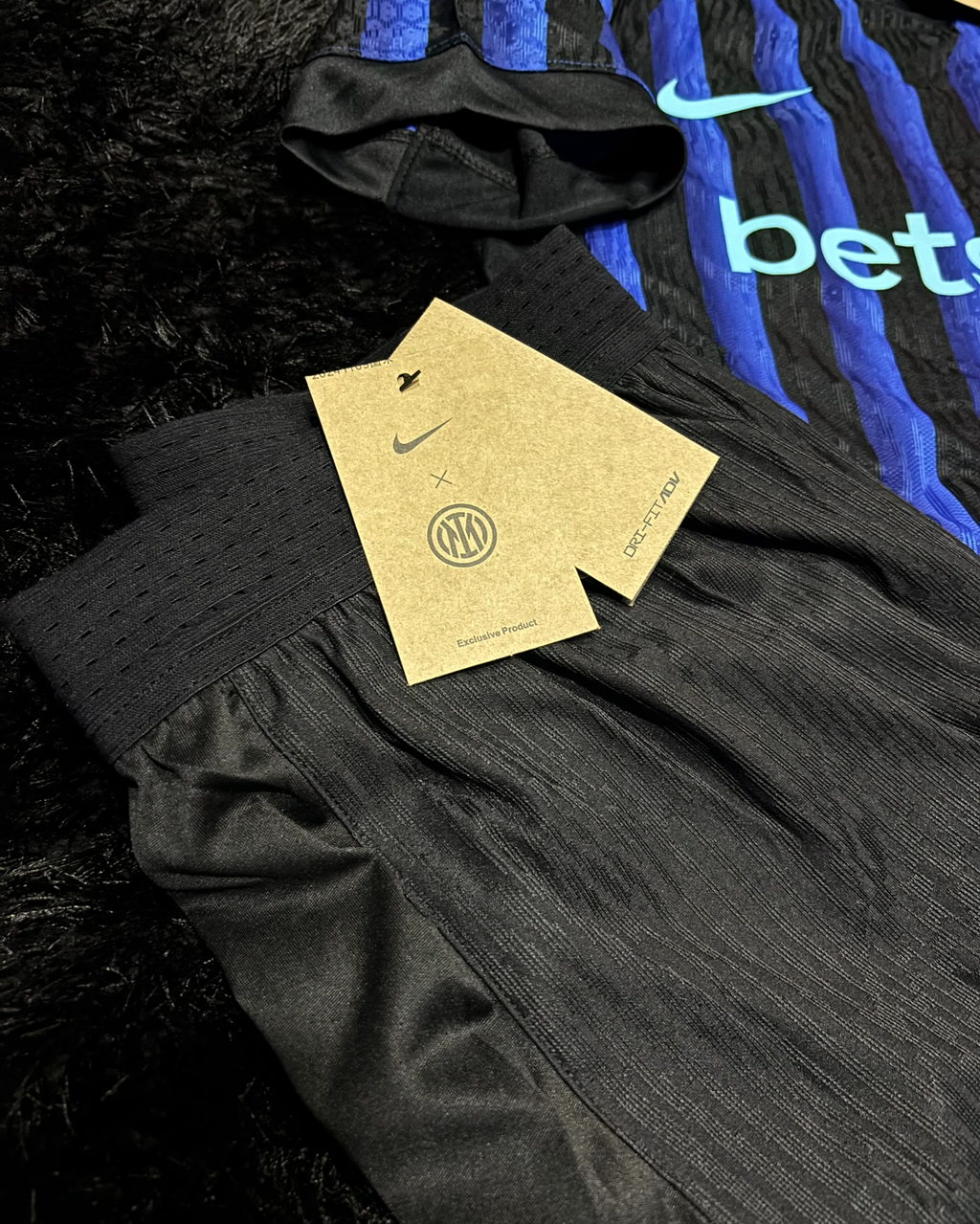 FULL KIT OF INTER MILAN 25/26 CHAMPIONS LEAGUE VERSION
