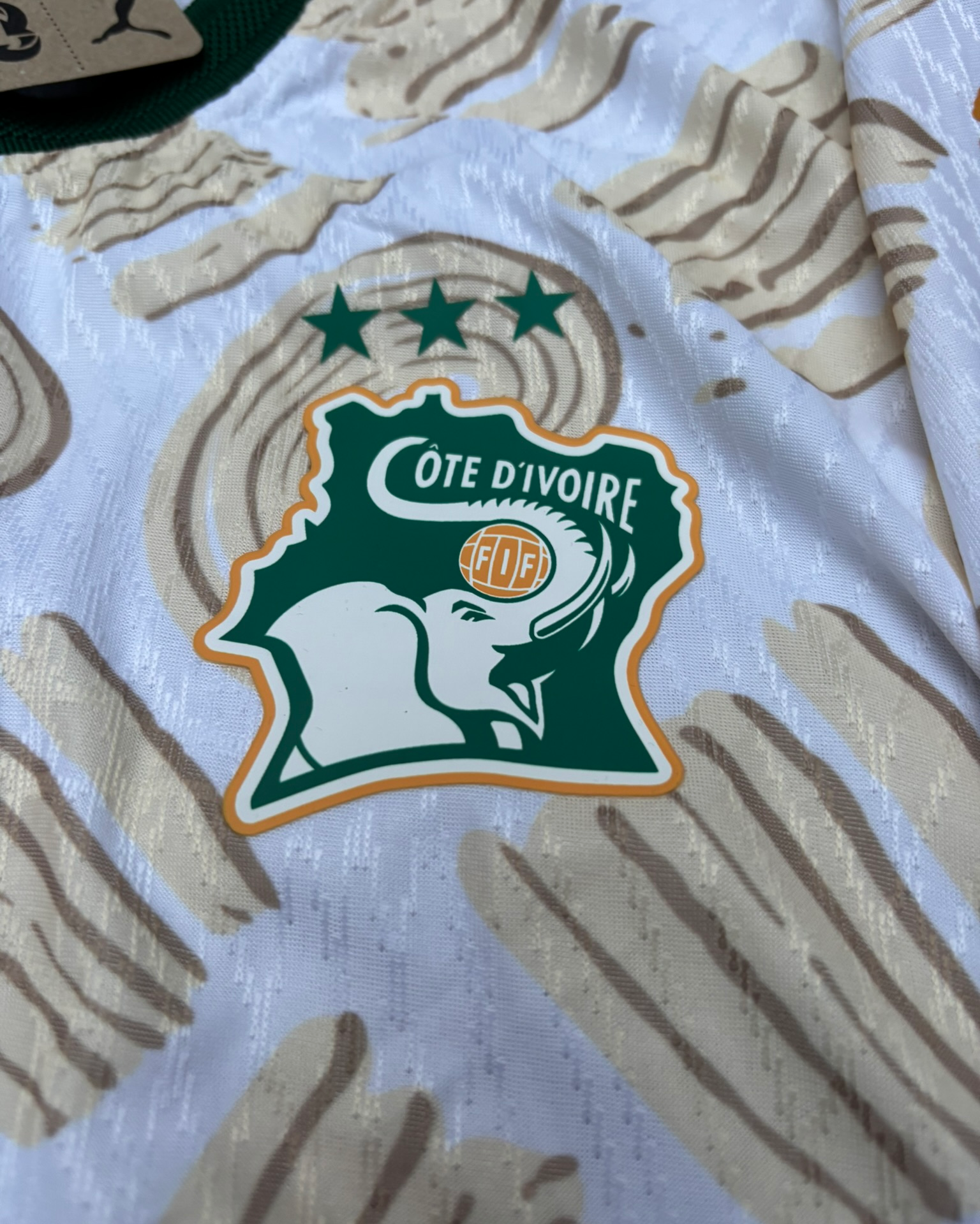 COTE D'EVOIRE AWAY KIT 25/26 VERSION CAF
