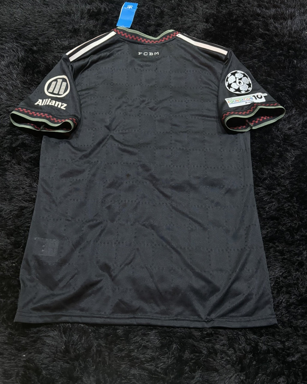 FULL KIT OF BAYERN MUNICH THIRD KIT 25/26 UCL VERSION