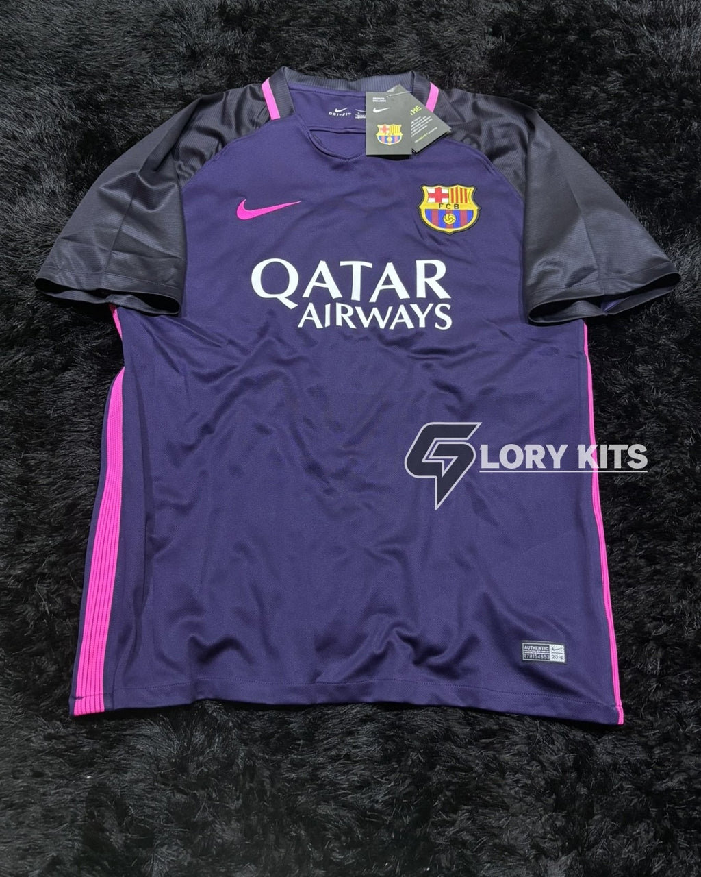BARCELONA AWAY KIT 16/17