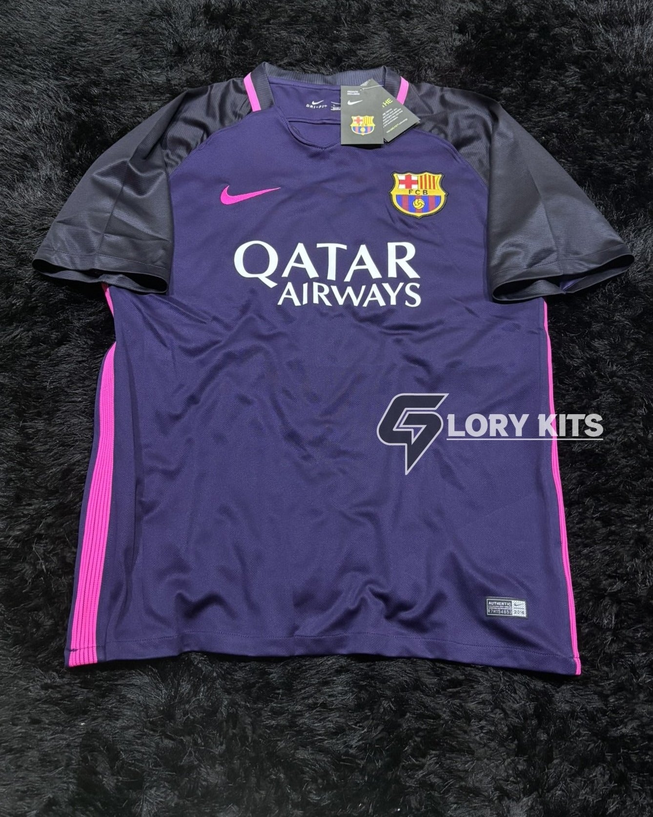 BARCELONA AWAY KIT 16/17