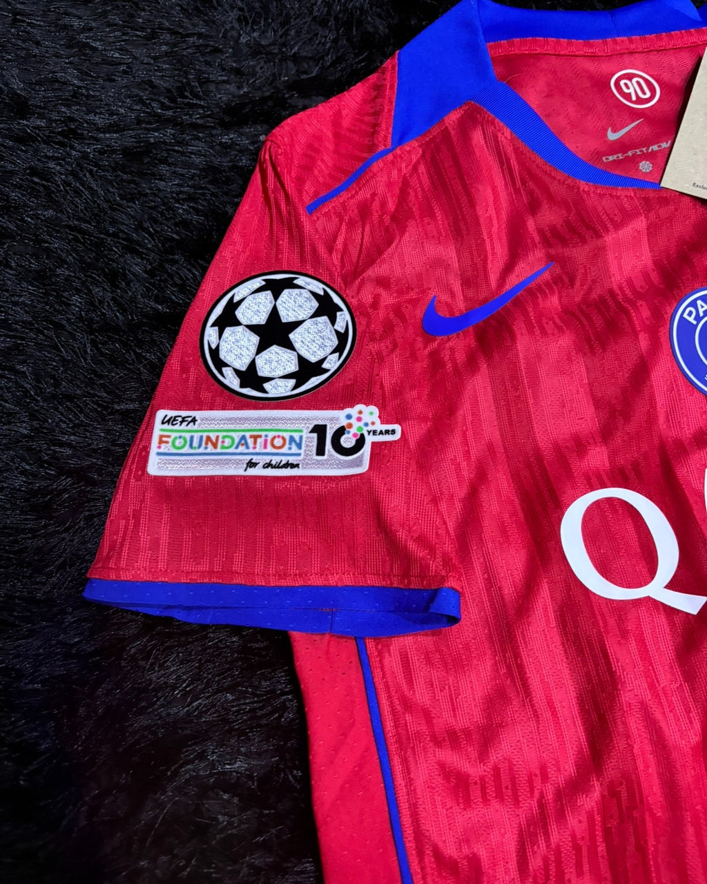 PARIS SAINT GERMAIN THIRD KIT 25/26