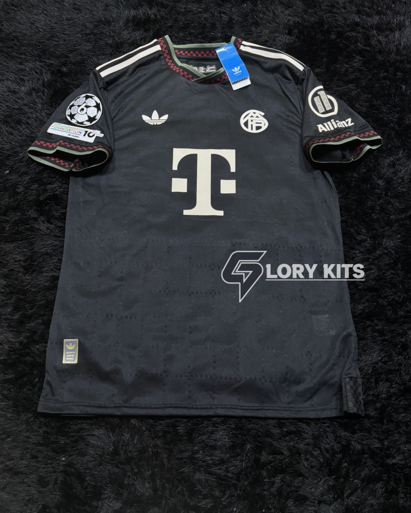 BAYERN THIRD KIT 25/26 UCL VERSION