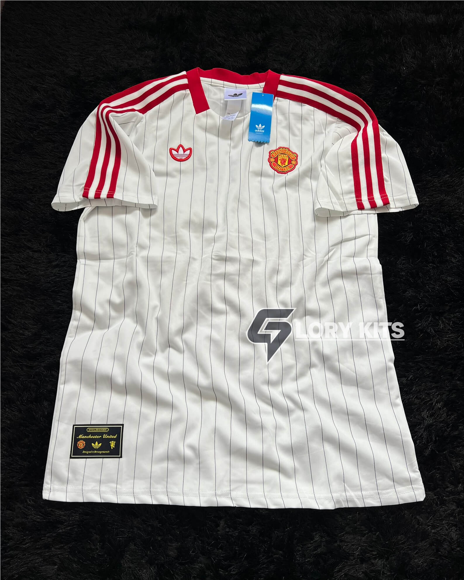 MANCHESTER UNITED TERRACE ICON KIT