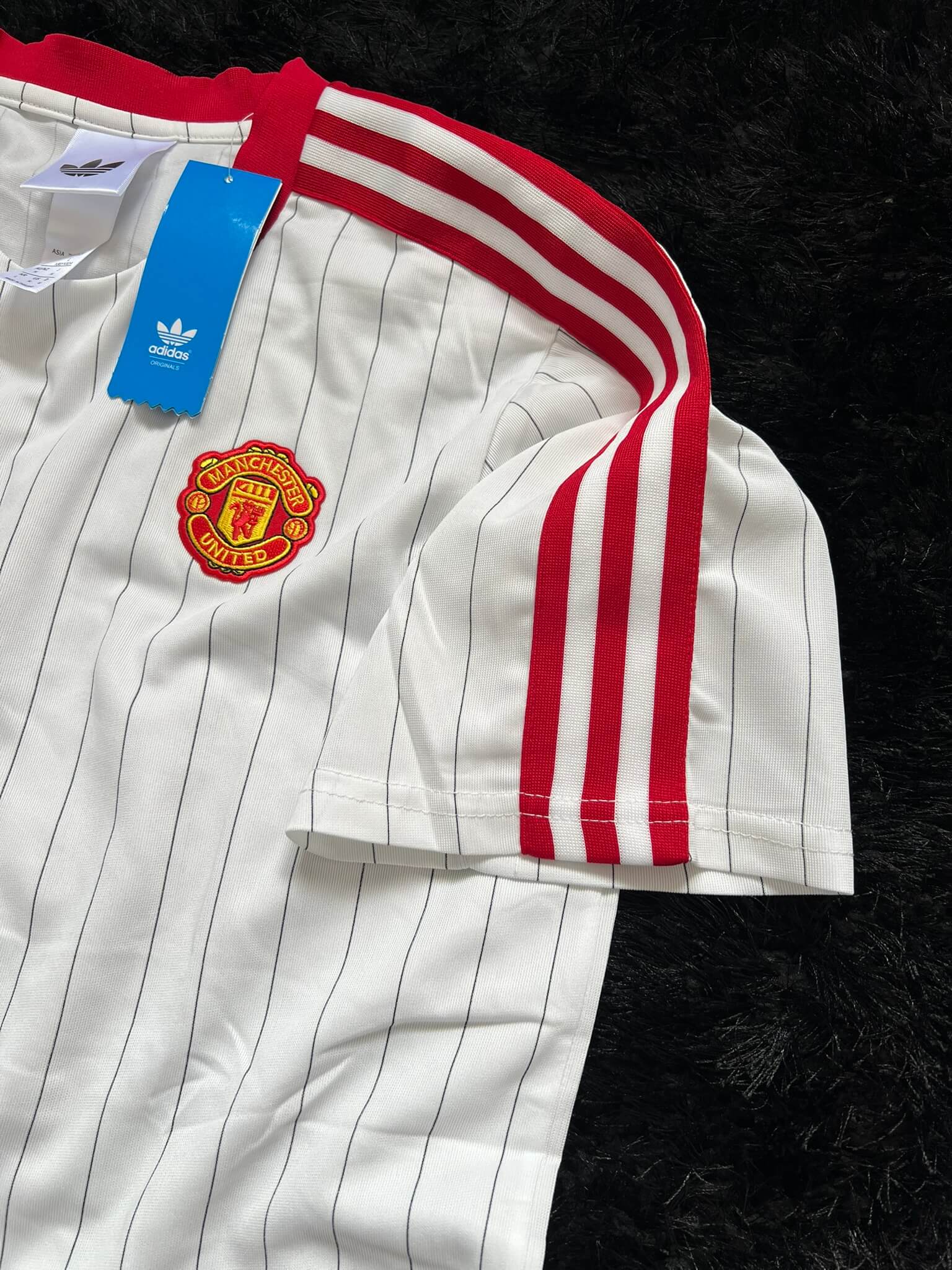 MANCHESTER UNITED TERRACE ICON KIT