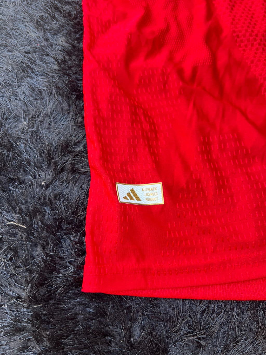 ARSENAL HOME KIT 2027 GOLDEN PREMIER LEAGUE BADGE