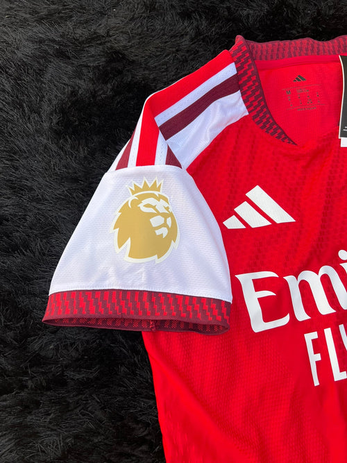 ARSENAL HOME KIT 2027 GOLDEN PREMIER LEAGUE BADGE