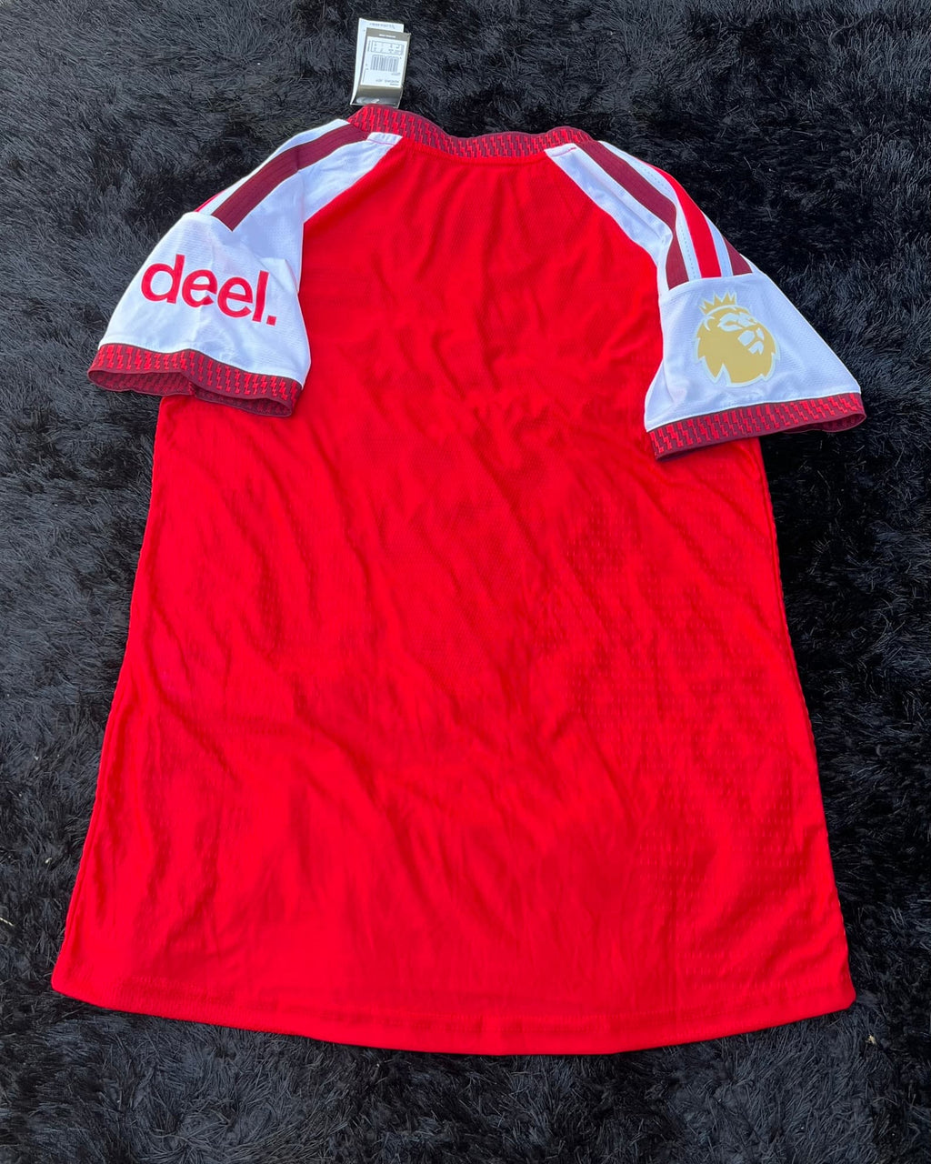 ARSENAL HOME KIT 2027 GOLDEN PREMIER LEAGUE BADGE