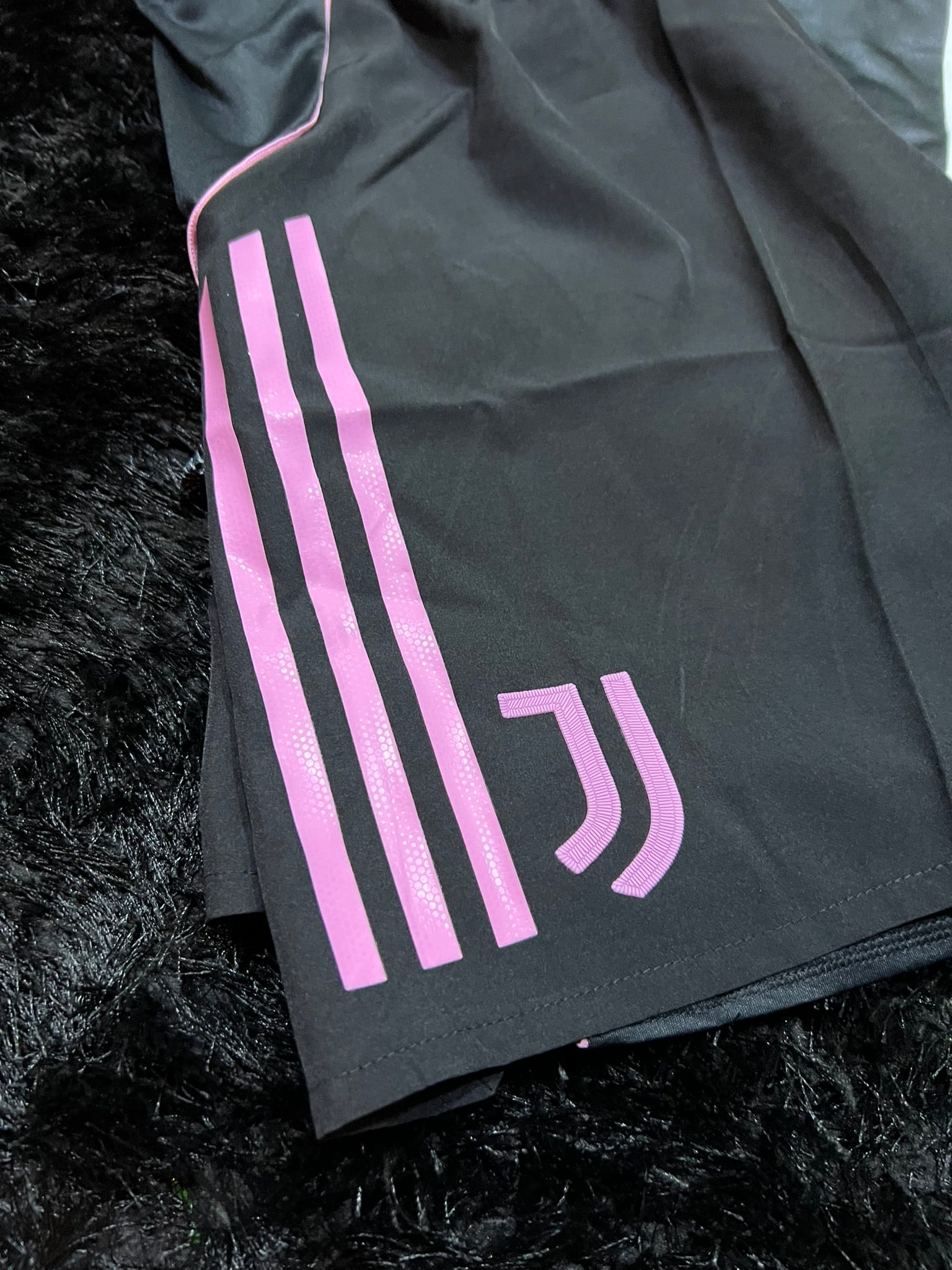 FULL KIT OF JUVENTUS HOME 25/26 UCL VERSION