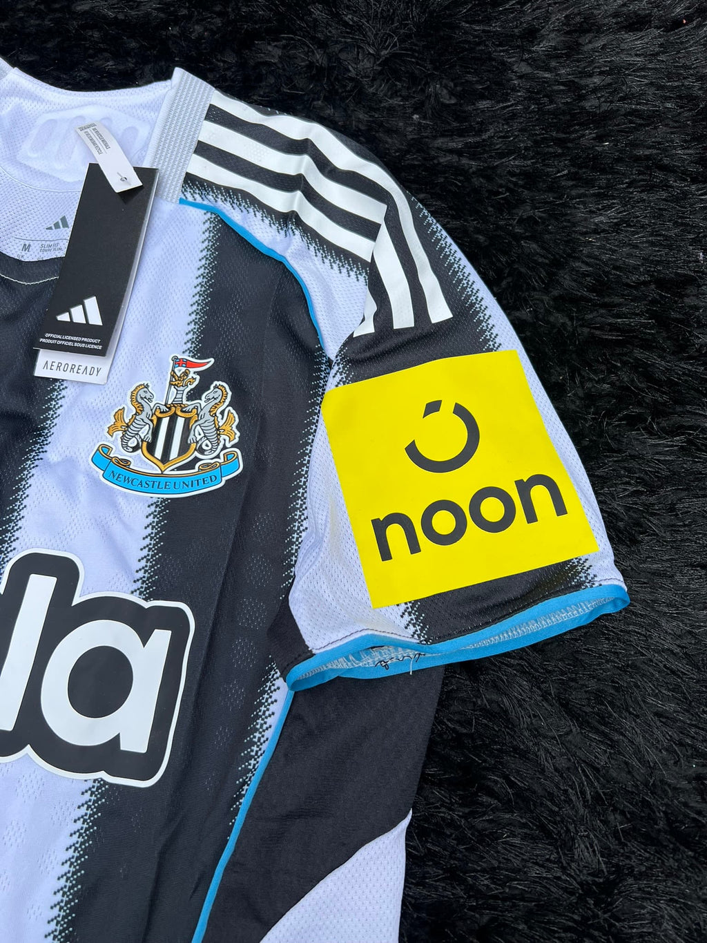 FULL KIT OF NEWCASTLE HOME KIT 25/26 UCL VERSION