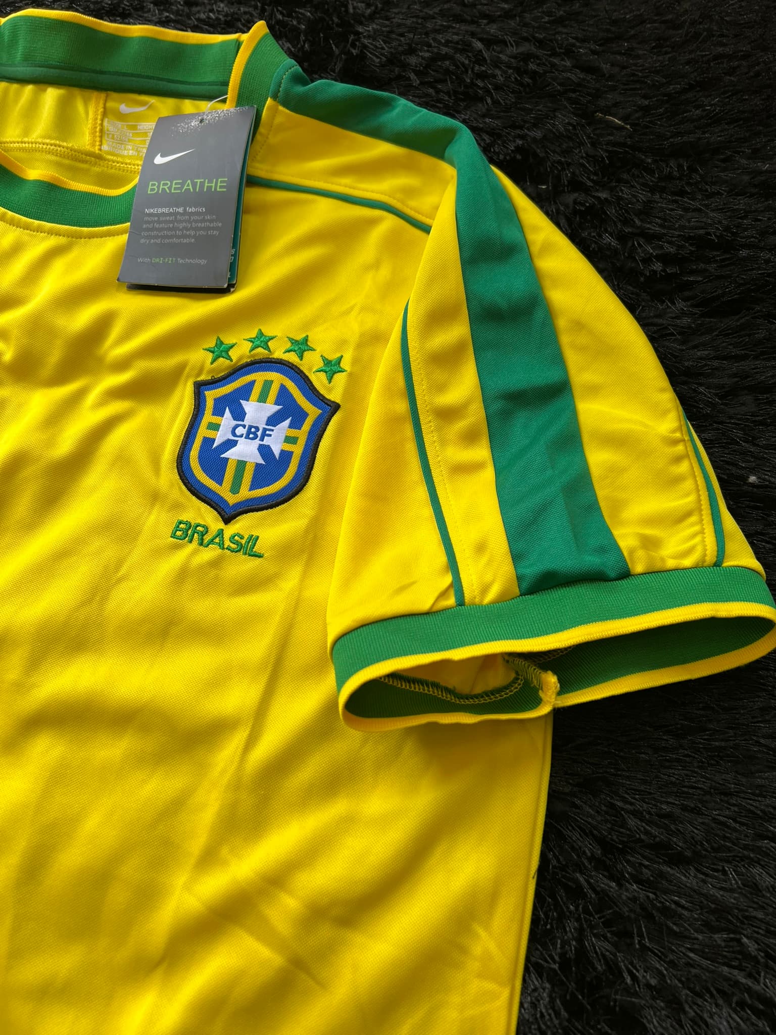 BRAZIL RETRO HOME KIT 1998