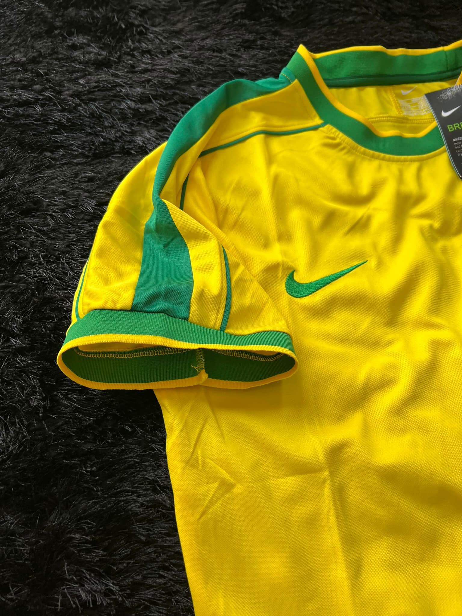 BRAZIL RETRO HOME KIT 1998