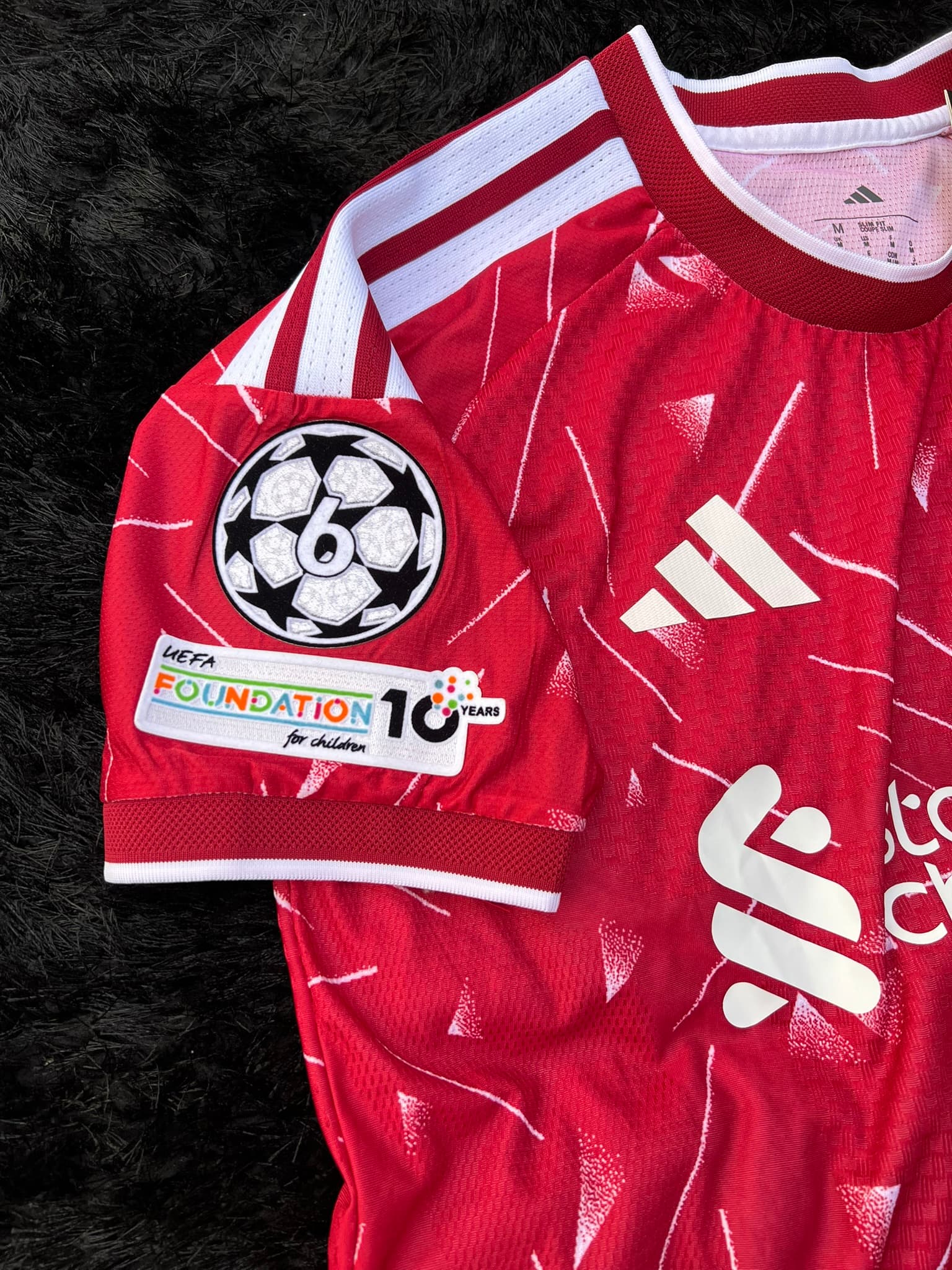 LIVERPOOL HOME KIT 2027 UCL VERSION