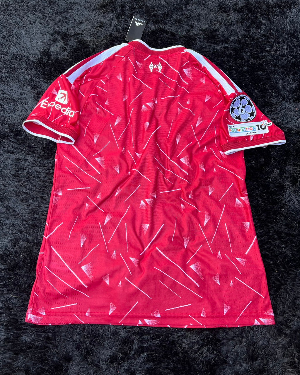 LIVERPOOL HOME KIT 2027 UCL VERSION