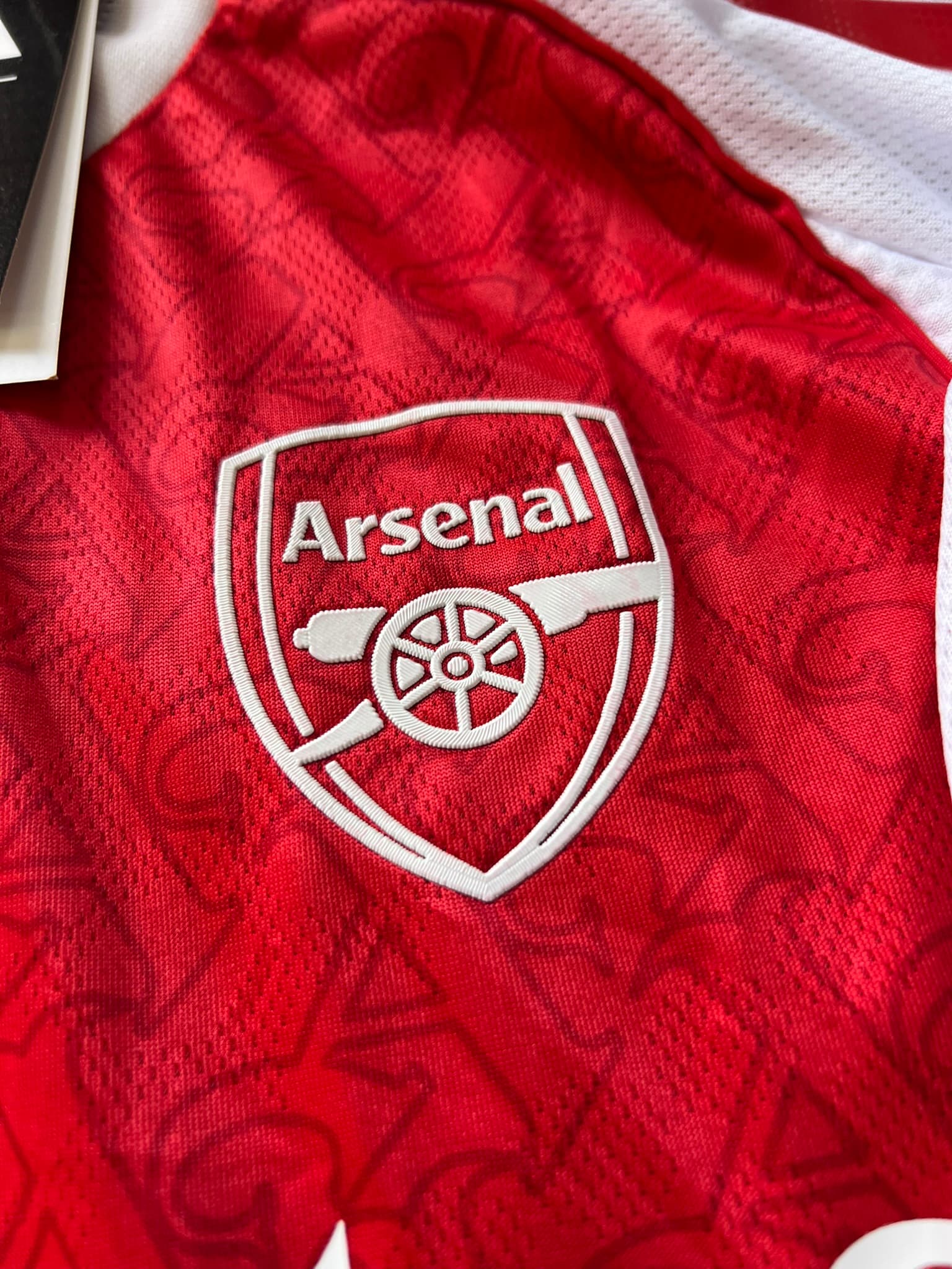 FULL KIT OF ARSENAL HOME KIT 25/26 UCL VERSION