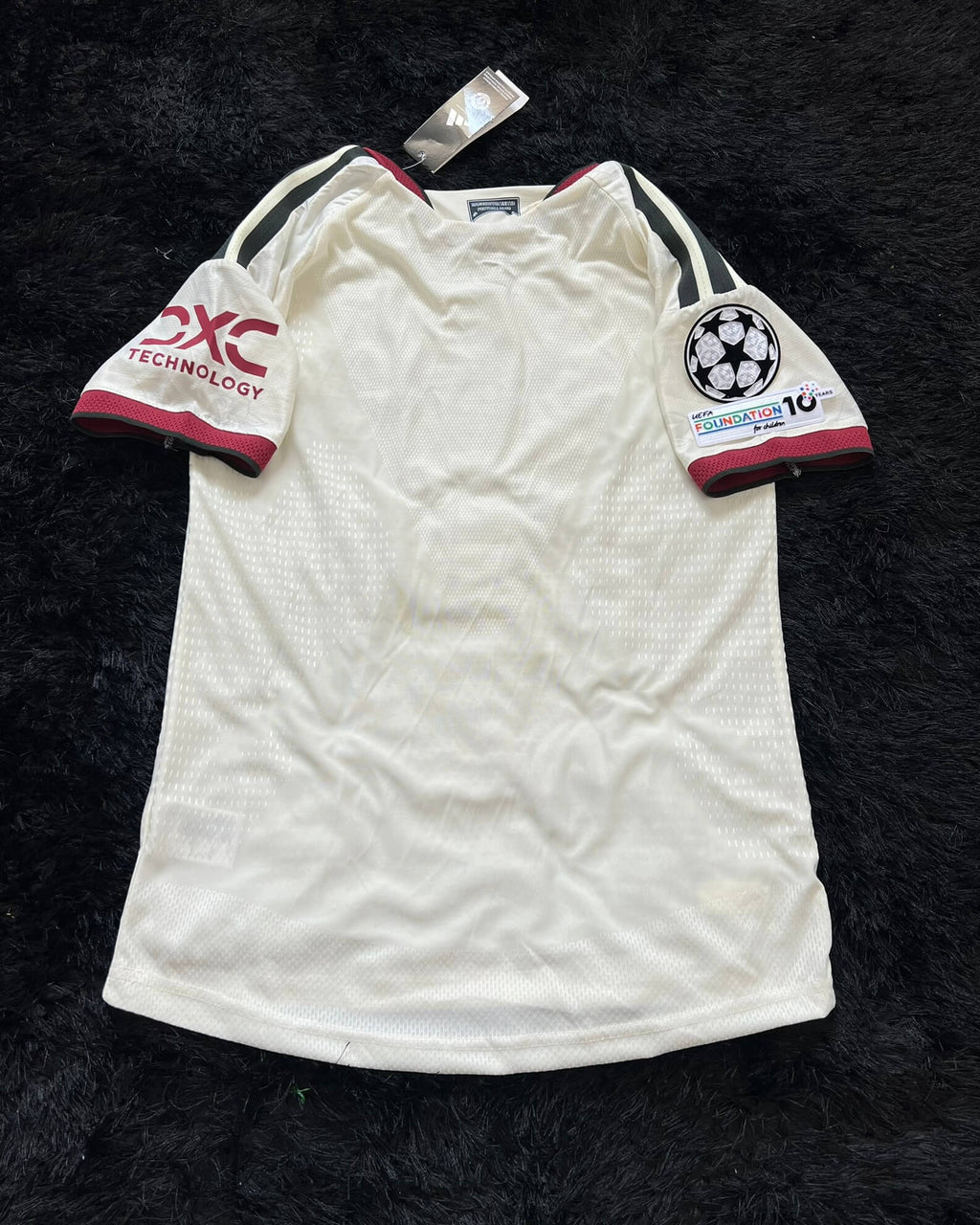 MANCHESTER UNITED THIRD KIT 26/27