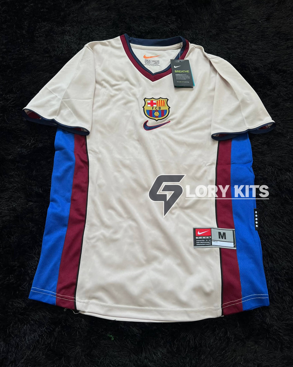 BARCELONA RETRO AWAY KIT 98/99