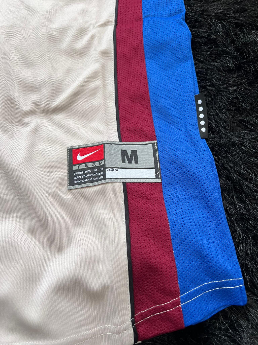 BARCELONA RETRO AWAY KIT 98/99