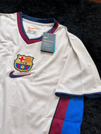 BARCELONA RETRO AWAY KIT 98/99