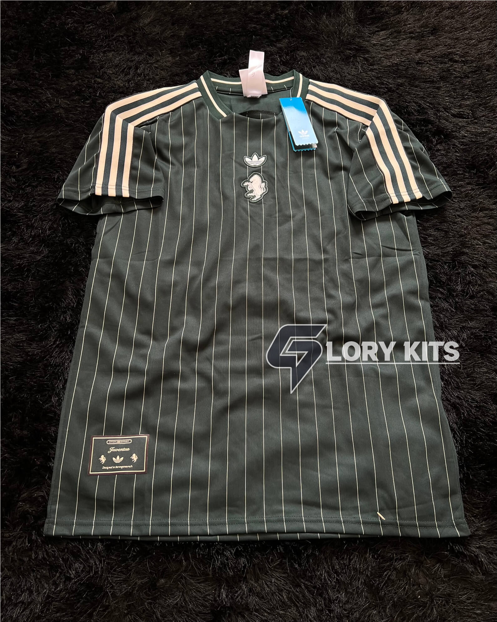 JUVENTUS TERRACE ICON KIT