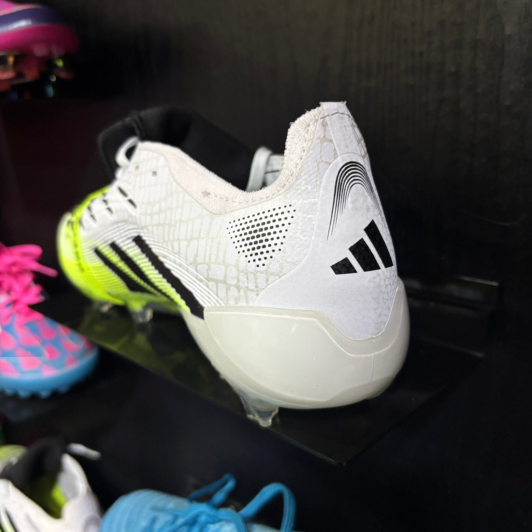 PREDATOR ELITE FT FG BLAZE