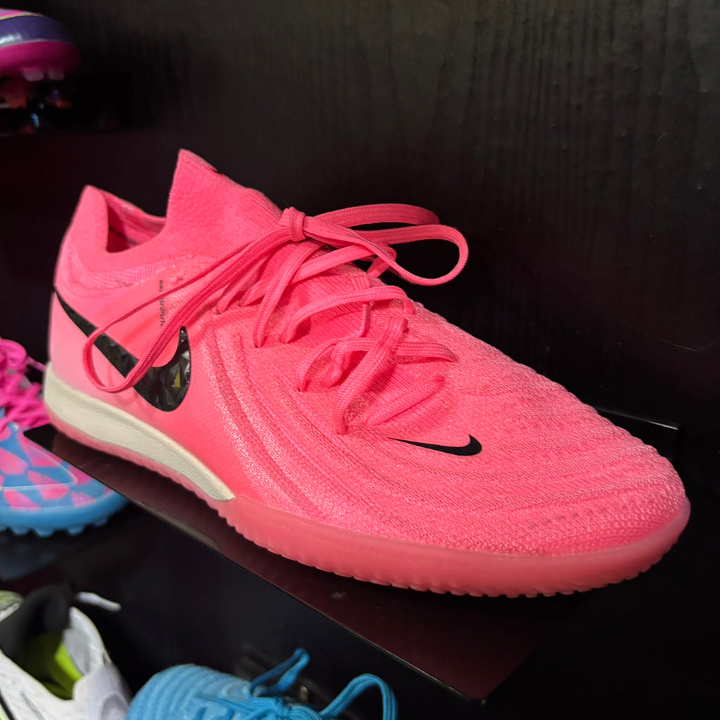 Nike Phantom GX II