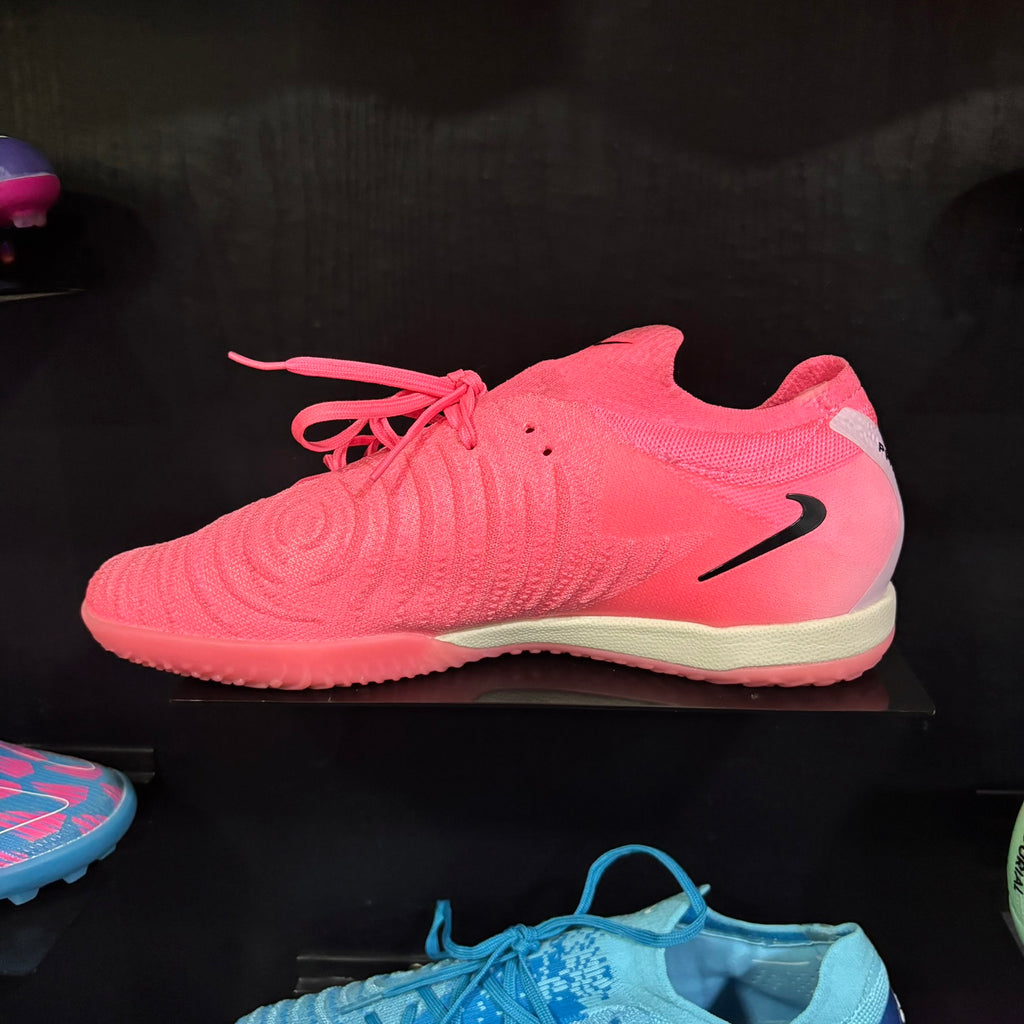 Nike Phantom GX II