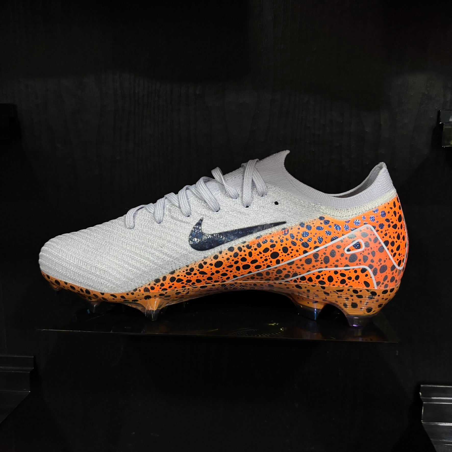 NIKE MERCURIAL VAPOR TIGER