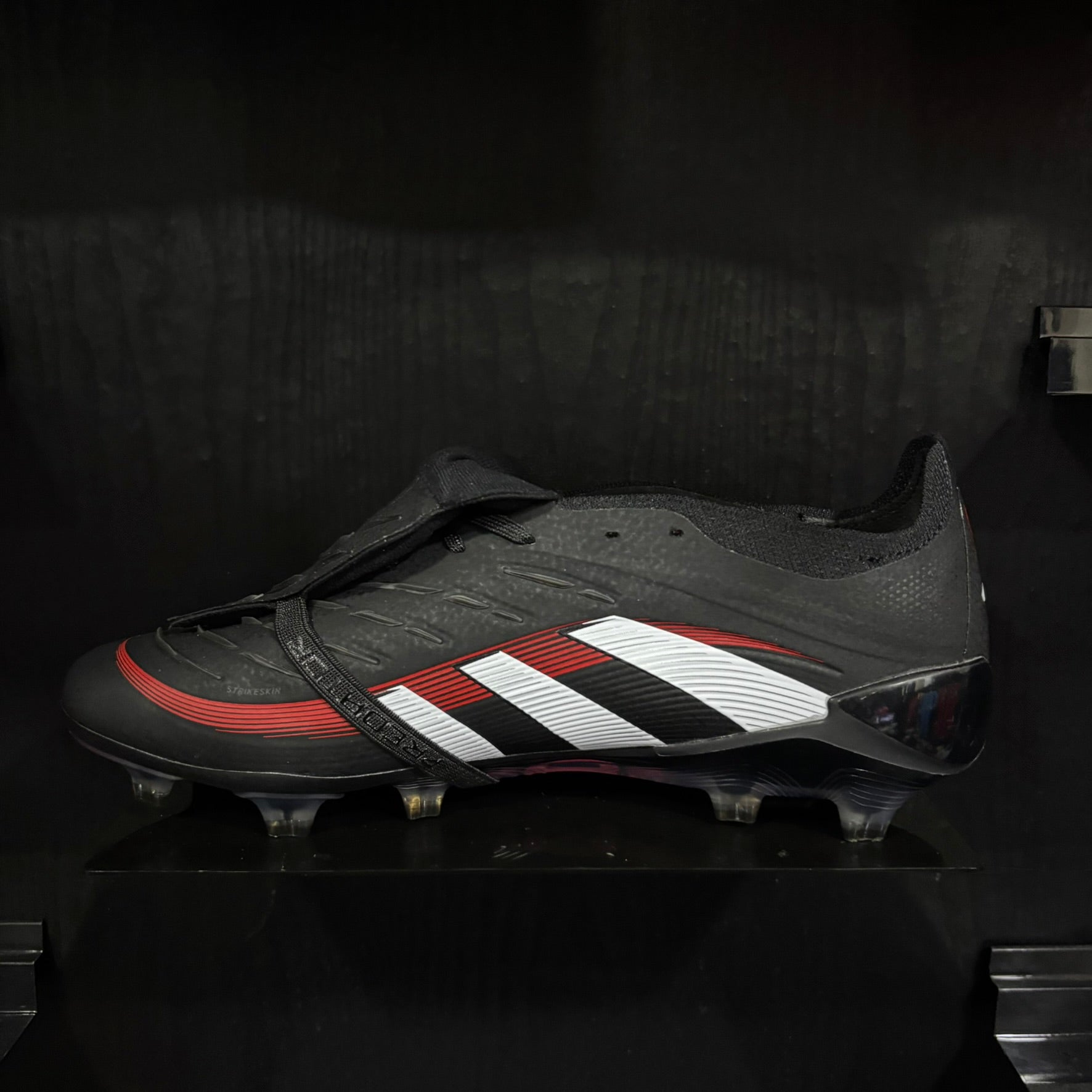 ADIDAS PREDATOR FOLD OVER