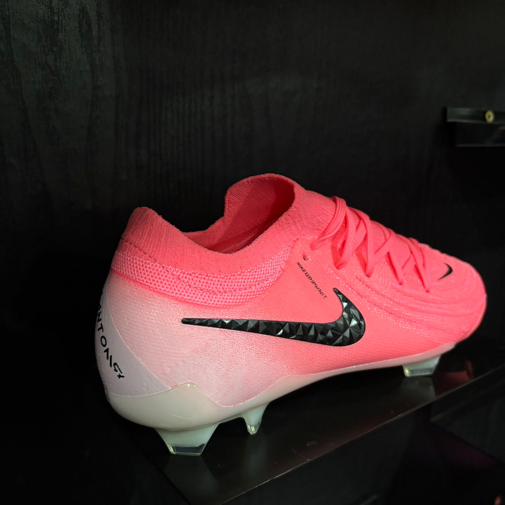 NIKE PHANTOM 2 GX