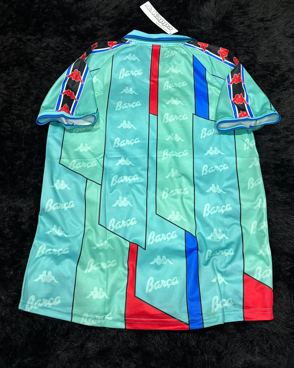 BARCELONA RETRO AWAY KIT 96/97