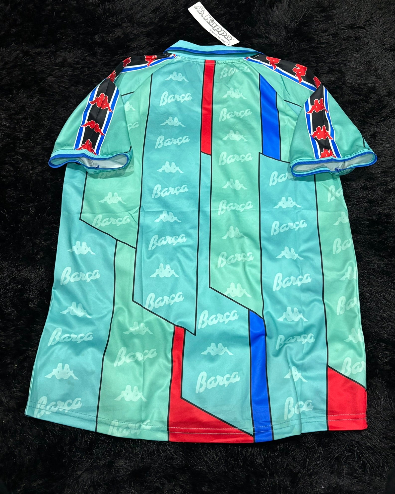 BARCELONA RETRO AWAY KIT 96/97