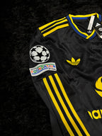 MANCHESTER UNITED LONGSLEEVE 25/26 UCL VERSION